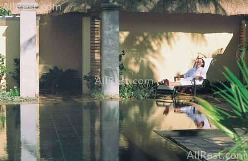 Paradise Cove Hotel & Spa 36